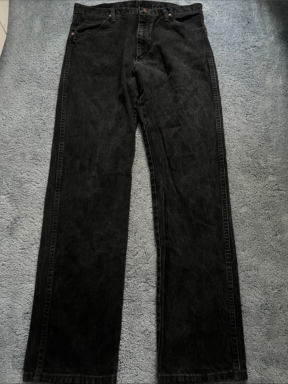 Men's Wrangler Black Straight-Leg Jeans